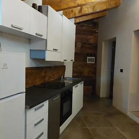 Apartment Widy's House *